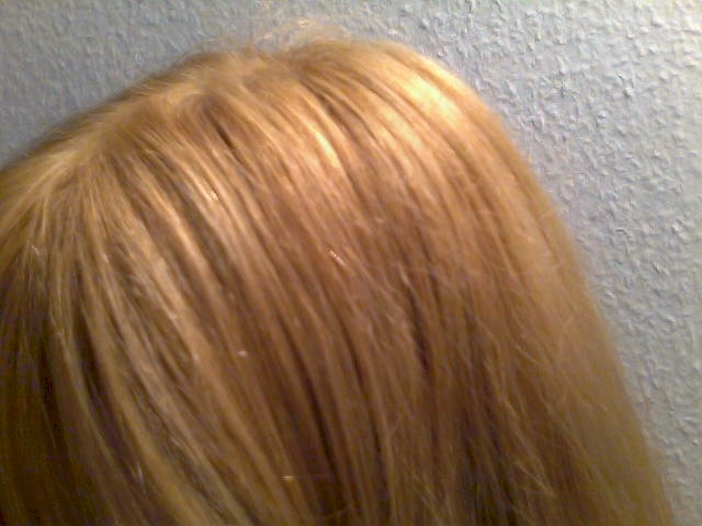 Couleur cheveux jaune poussin Couleur cheveux jaune poussin